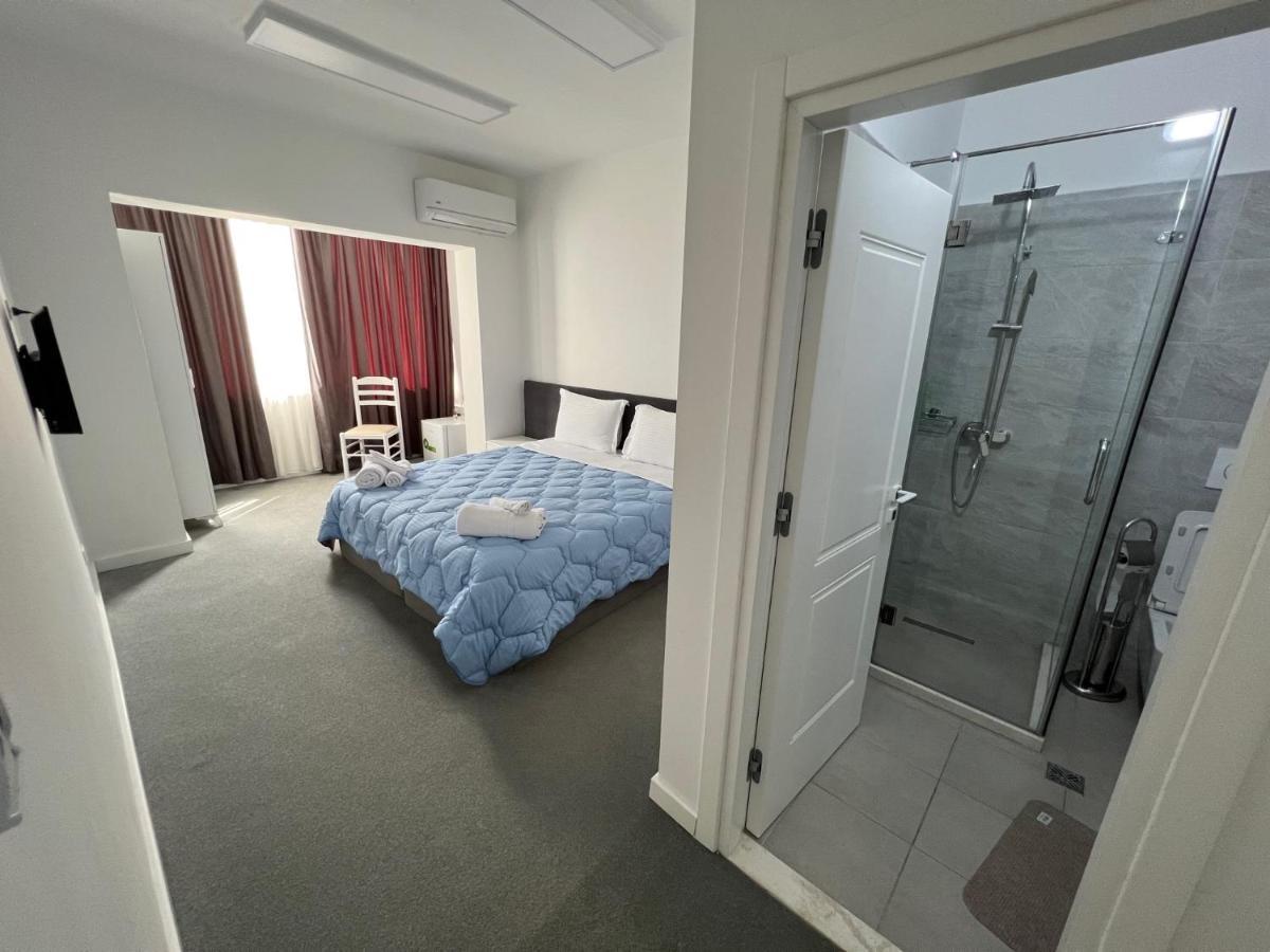 Skenderbej Rooms ティラナ エクステリア 写真