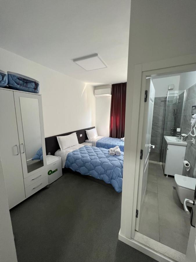 Skenderbej Rooms ティラナ エクステリア 写真